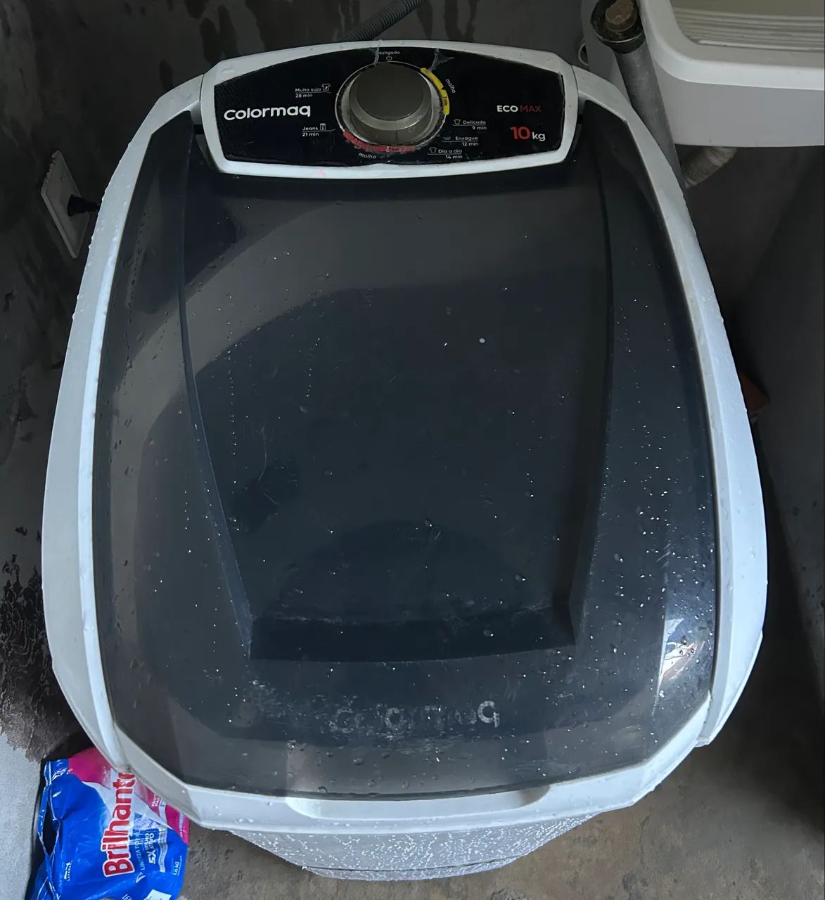 Tanquinho de lavar roupa