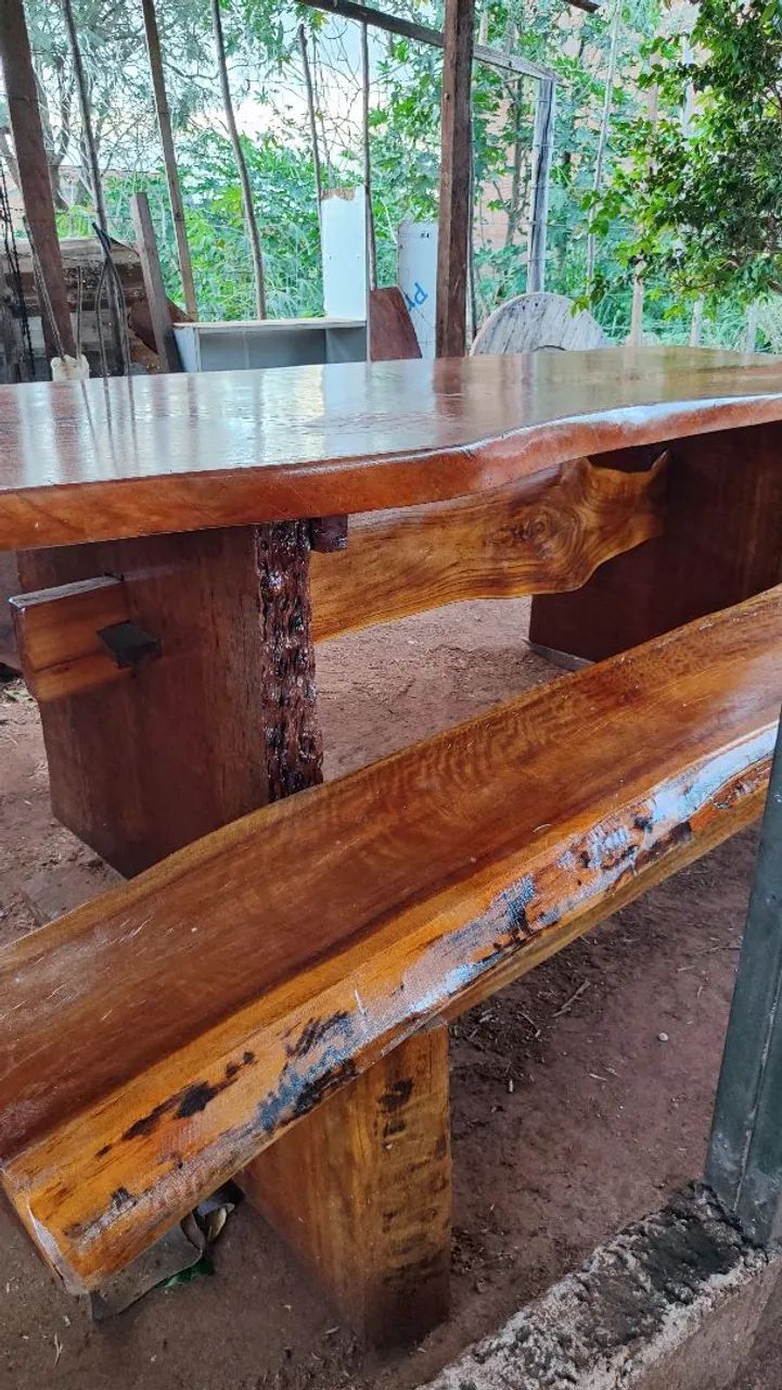 Mesa rustica 
