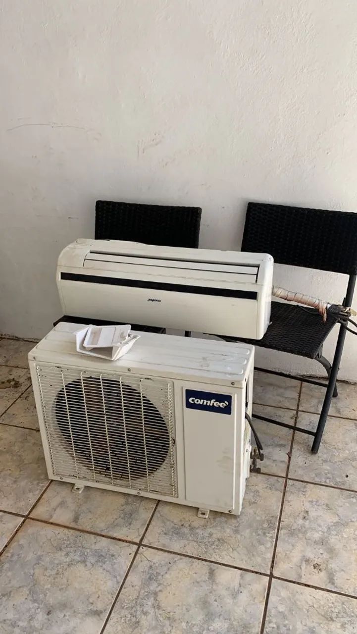 Ar Condicionado Split Comfee 12.000 BTUs Quente e Frio 220V - Foto 2