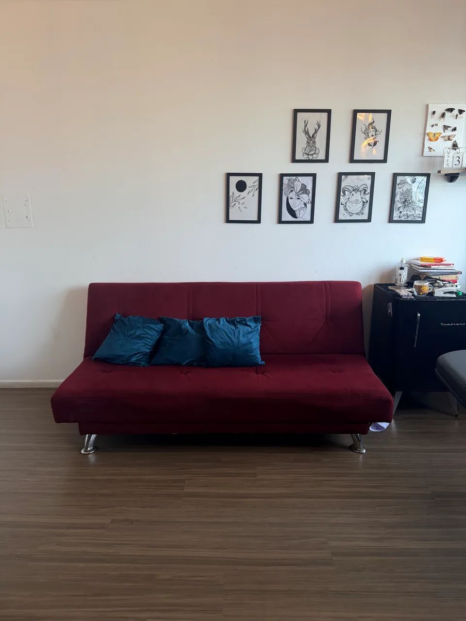 Sofá cama a venda vermelho aveludado  - Foto 2