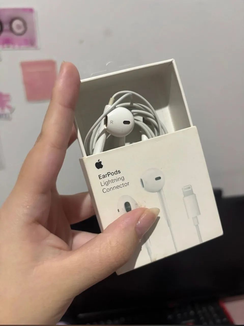 Fone de Ouvido Apple Earpods Original (Lightning Conector) - Foto 2
