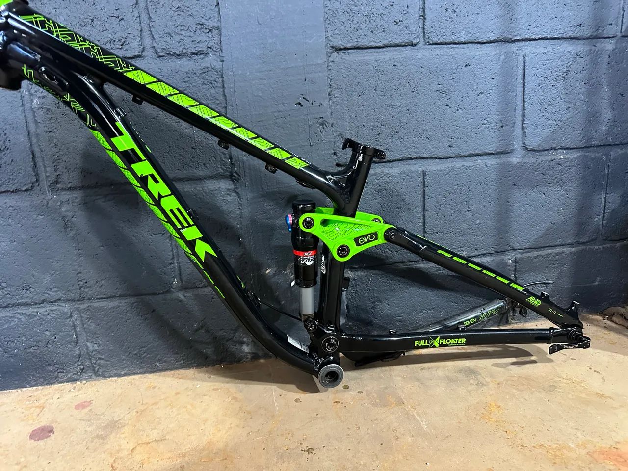 Quadro Trek Fuel EX 7 tam 15,5 - Ciclismo - Retiro, Nova Lima