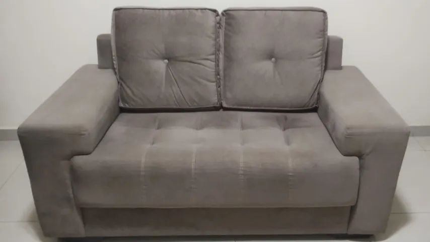sofá de 2 lugares