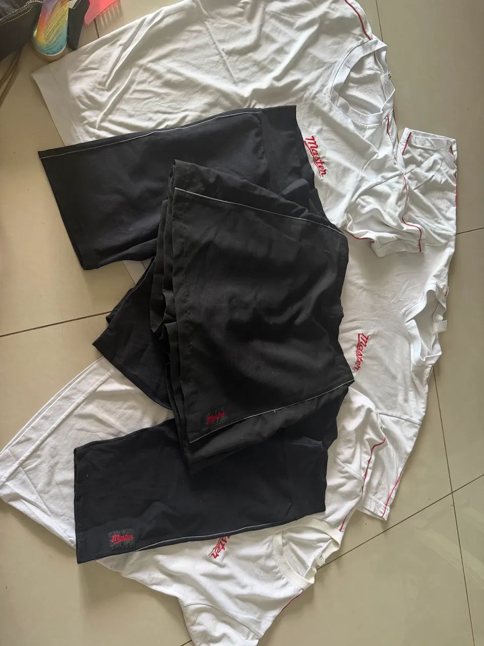 uniformes colégio master