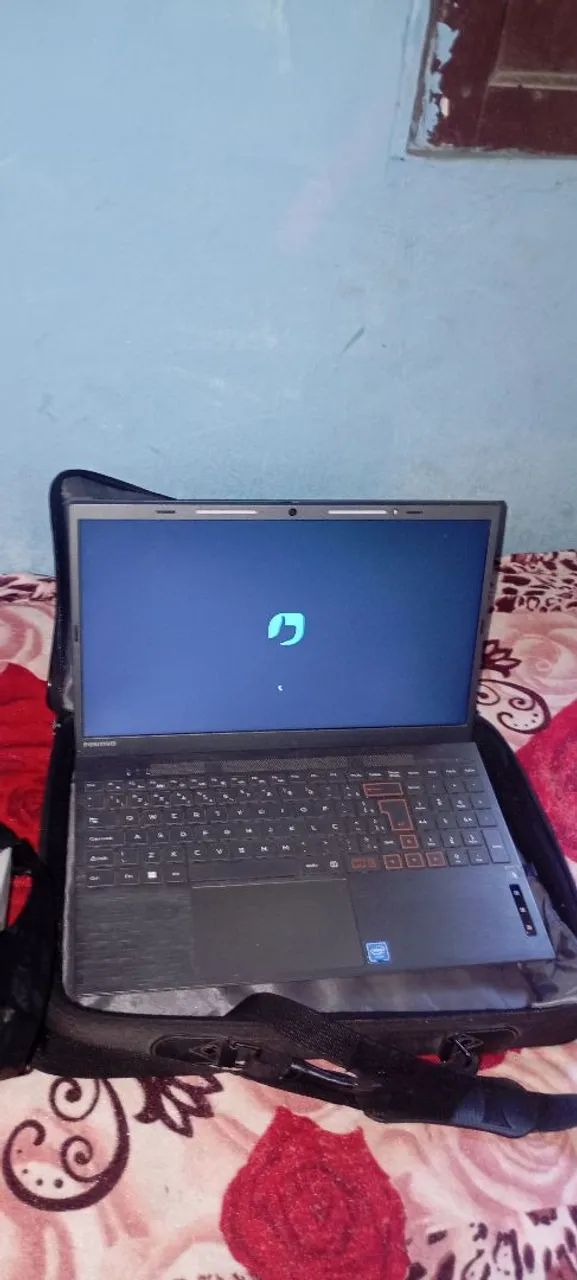 Vendo notebook positivo. Tem conversa no preço 