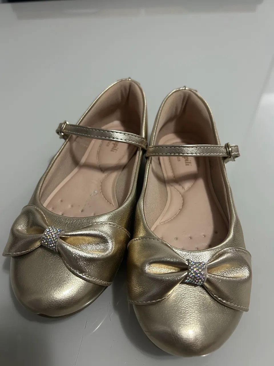 Sapato dourado Pampili em excelente estado  - Foto 5