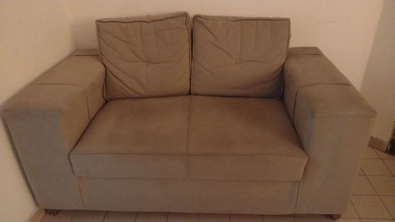 Sofá 2 lugares