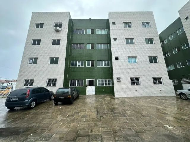 Apartamento no Muçumagro com 2 quartos sendo 1 suíte.