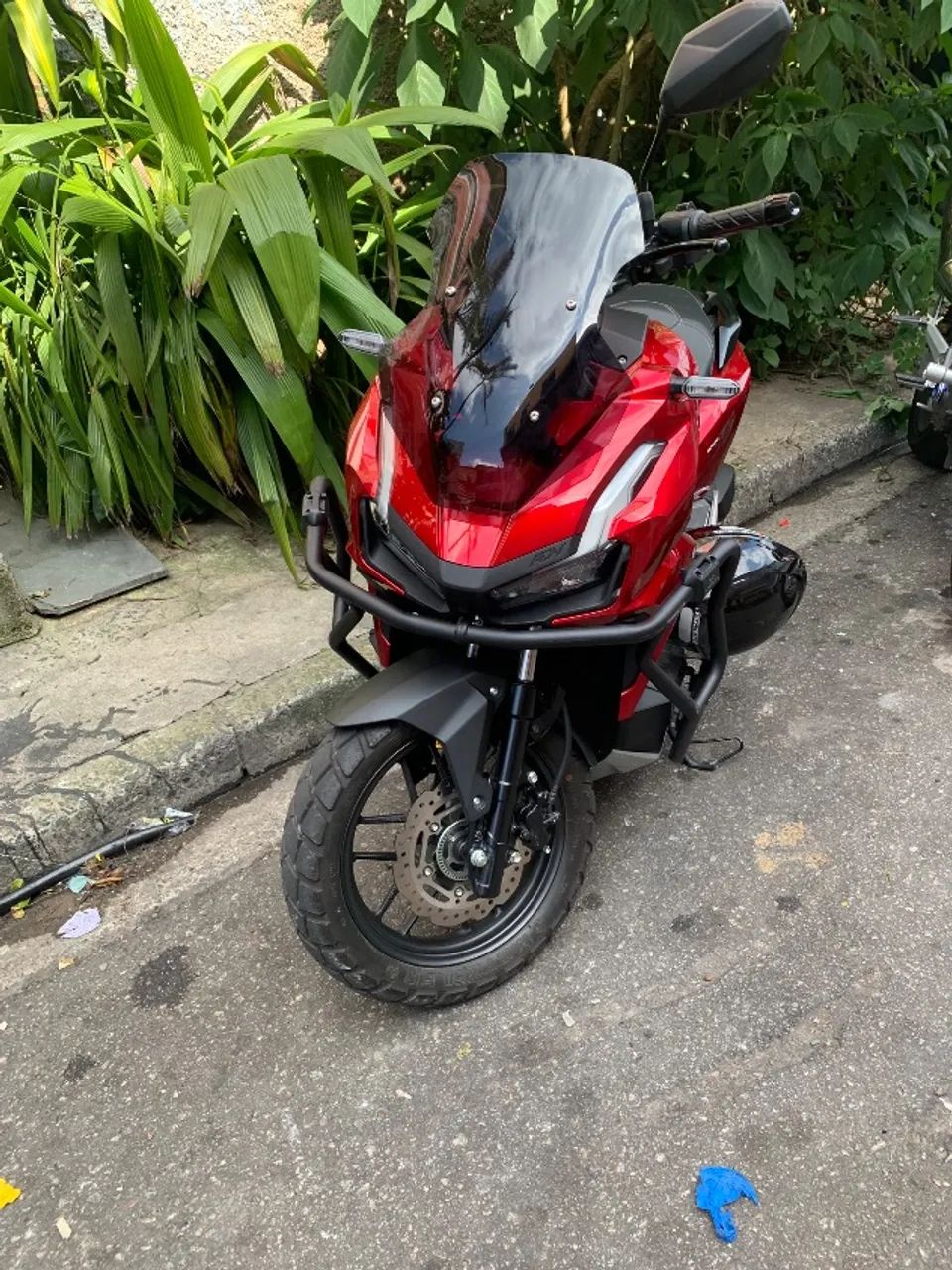 ADV 160 