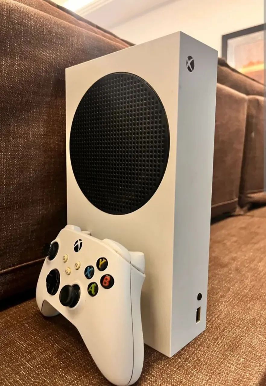 Xbox séries S - com jogos (troco)