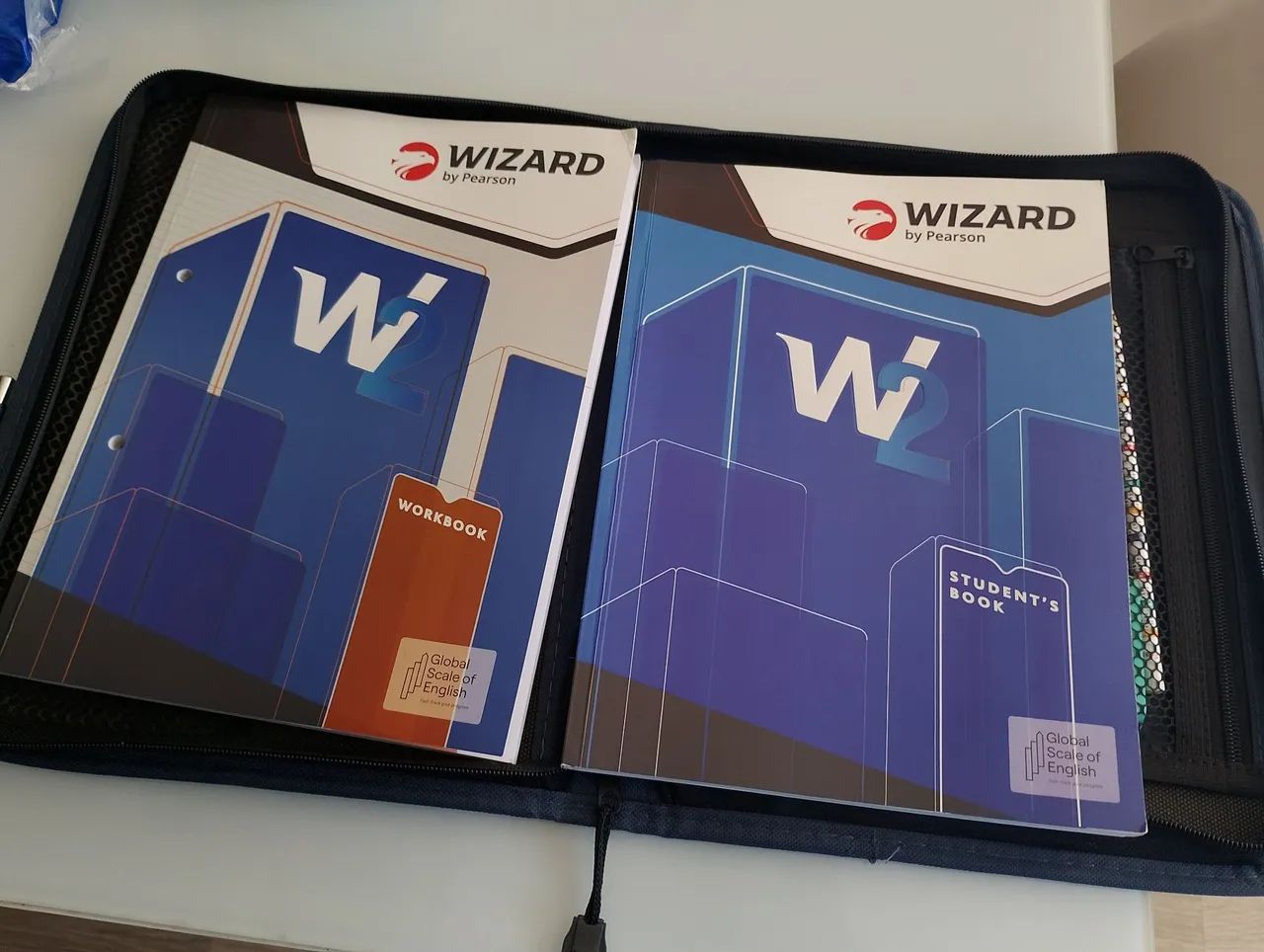 Material de inglês Wizard 2026 praticamente novo  - Foto 4