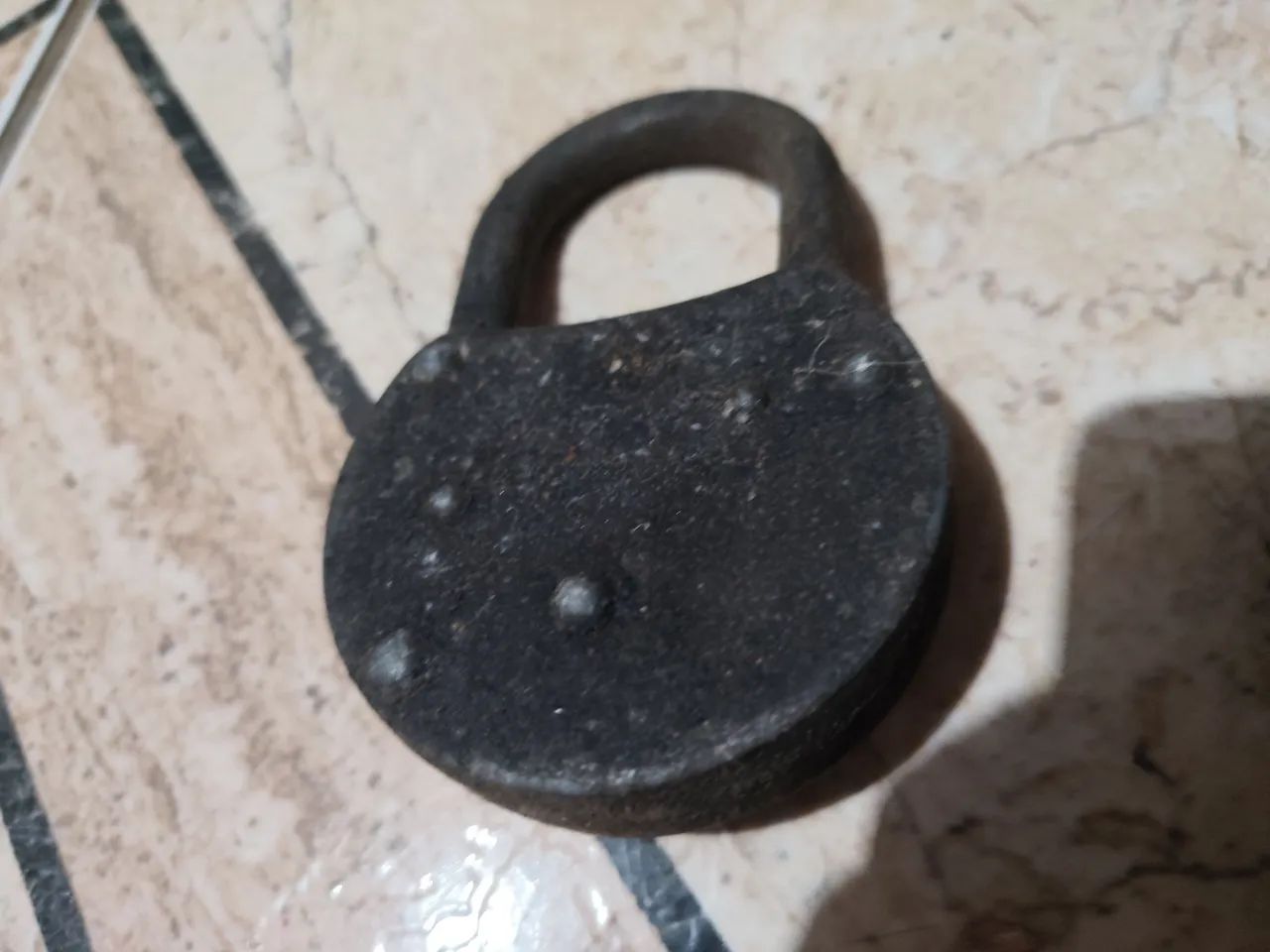 Cadeado antigo - Foto 2