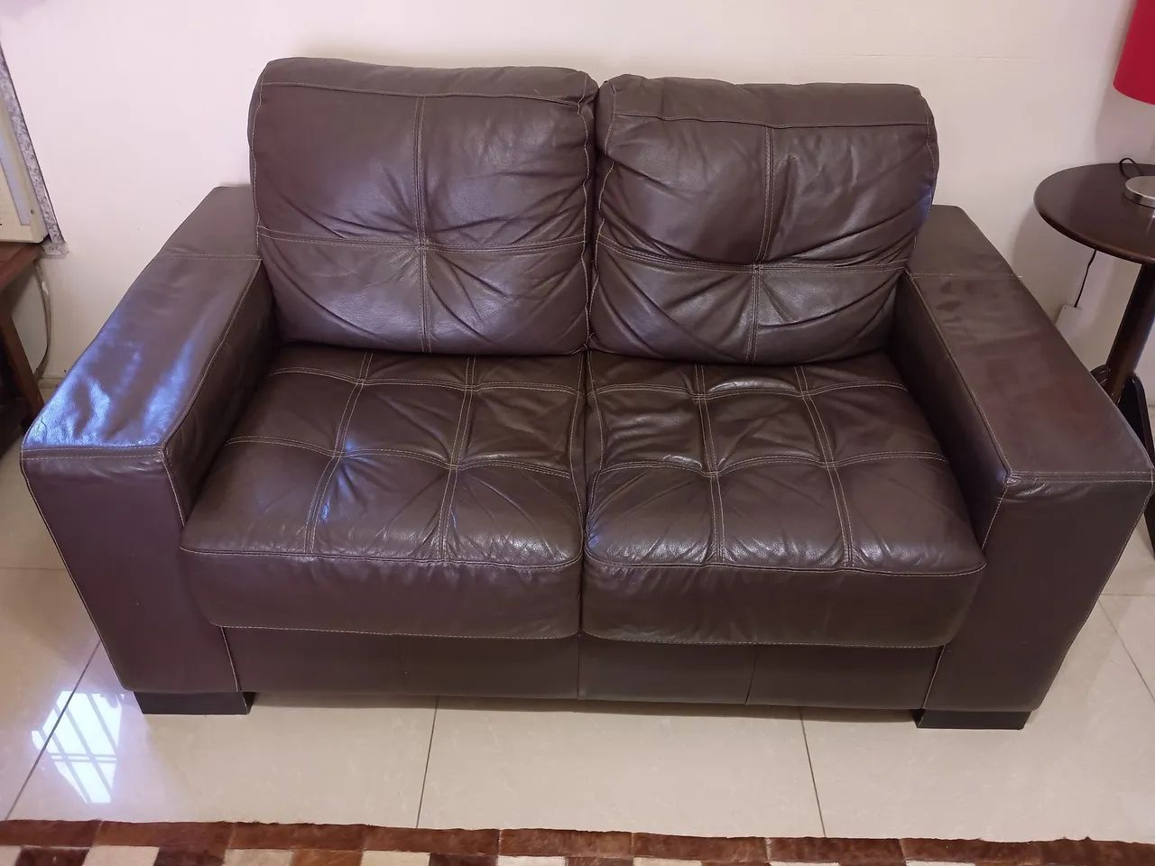 CONJUNTO DE SOFÁ EM COURO LEGÍTIMO - Foto 3