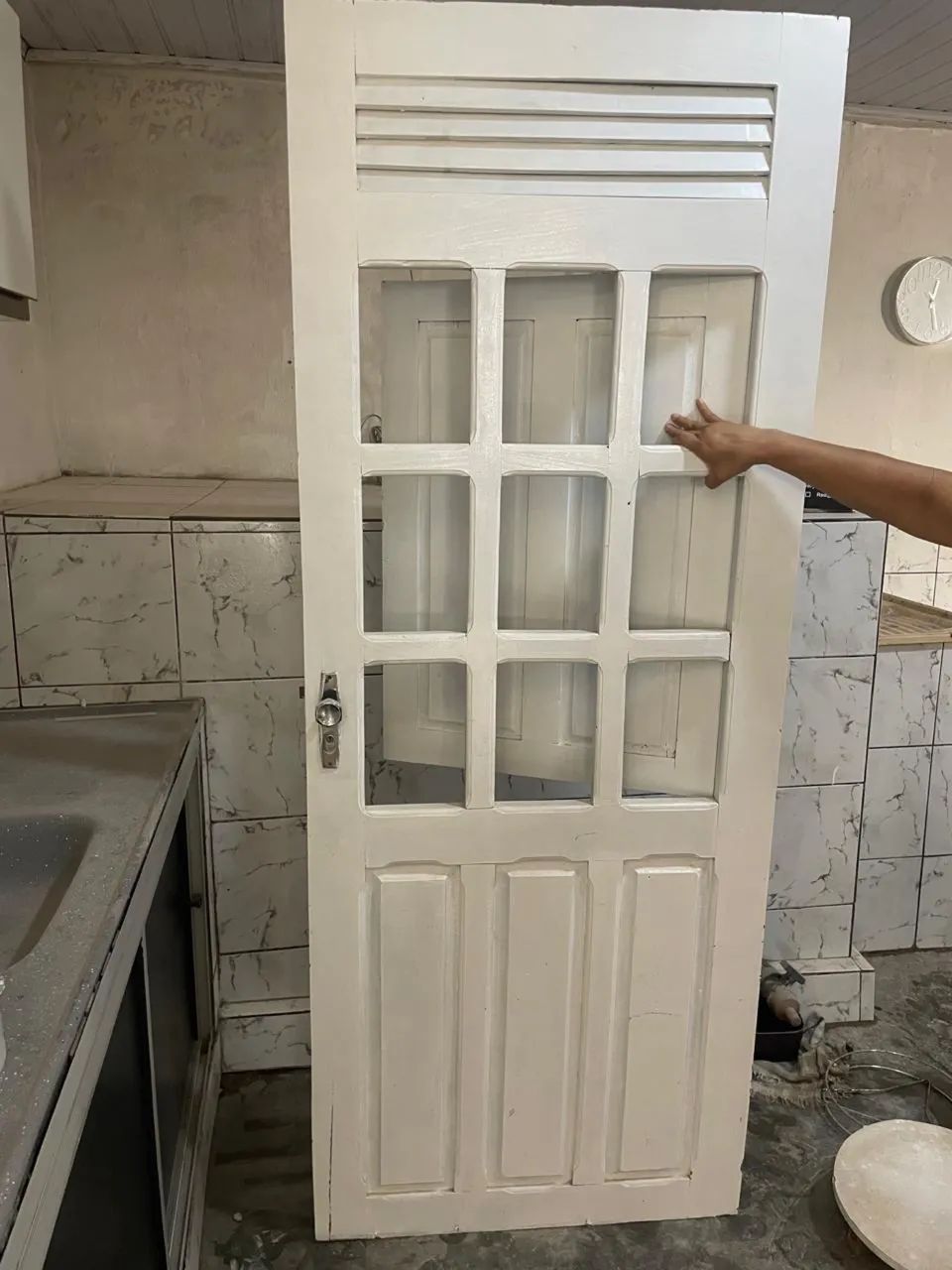 Portas de madeiras mais janelão  - Foto 3