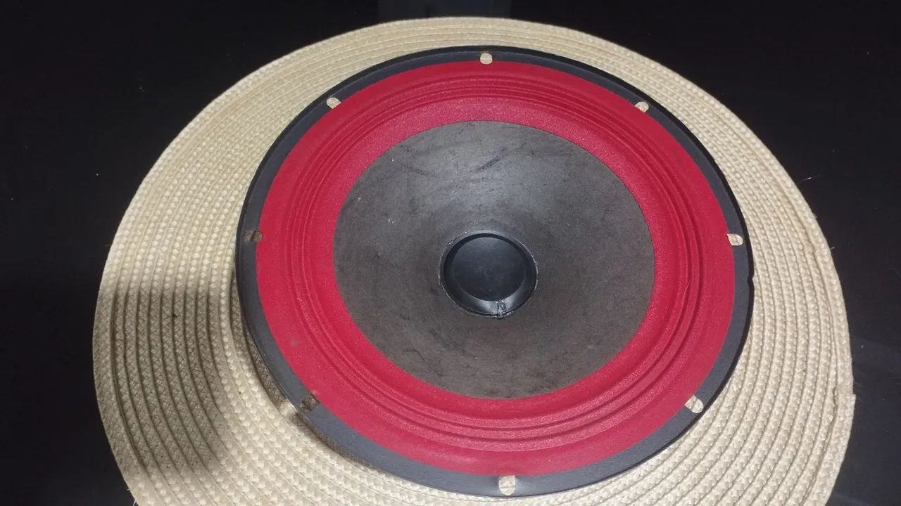 Alto-Falante Woofer 8 Polegadas 2.5 Ohms Amvox Preto e vermelho R$:100 Reais - Foto 5