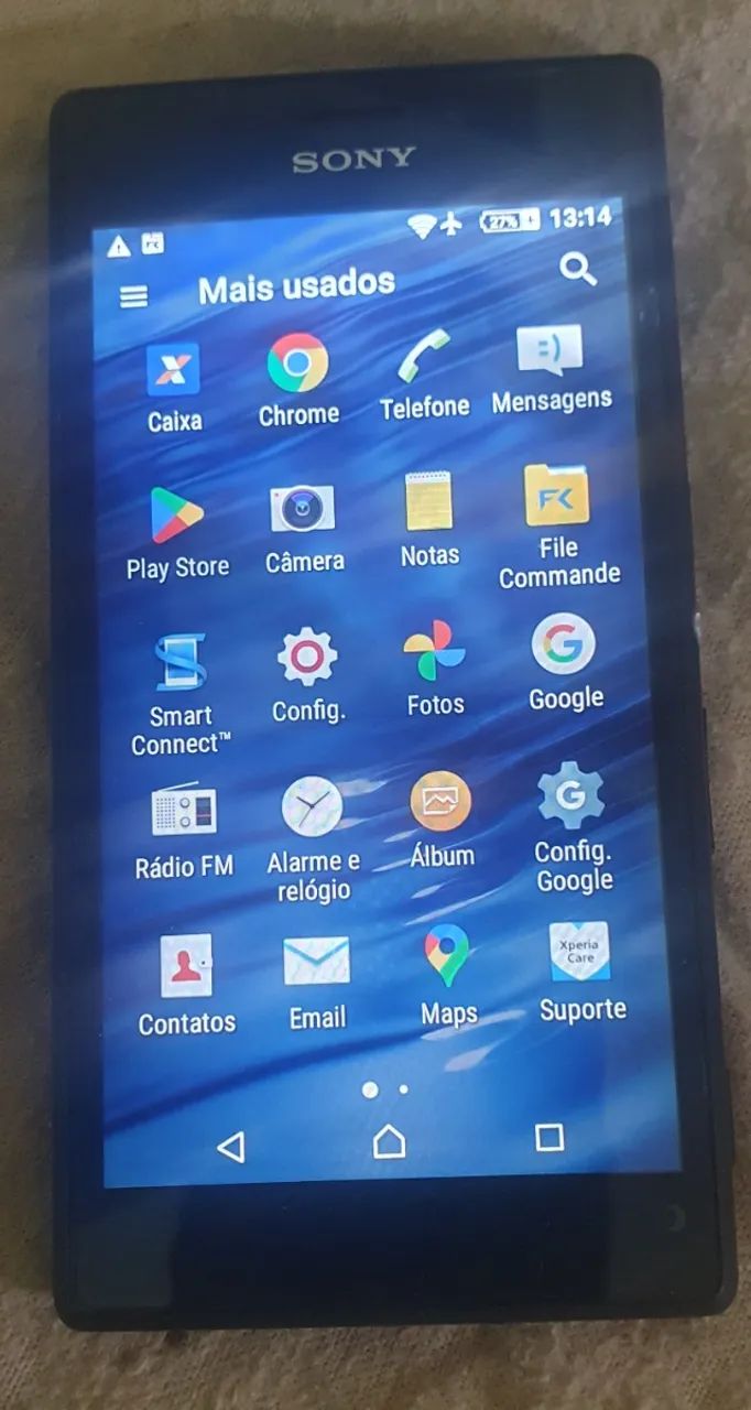 Smartphone Sony D2306 usado