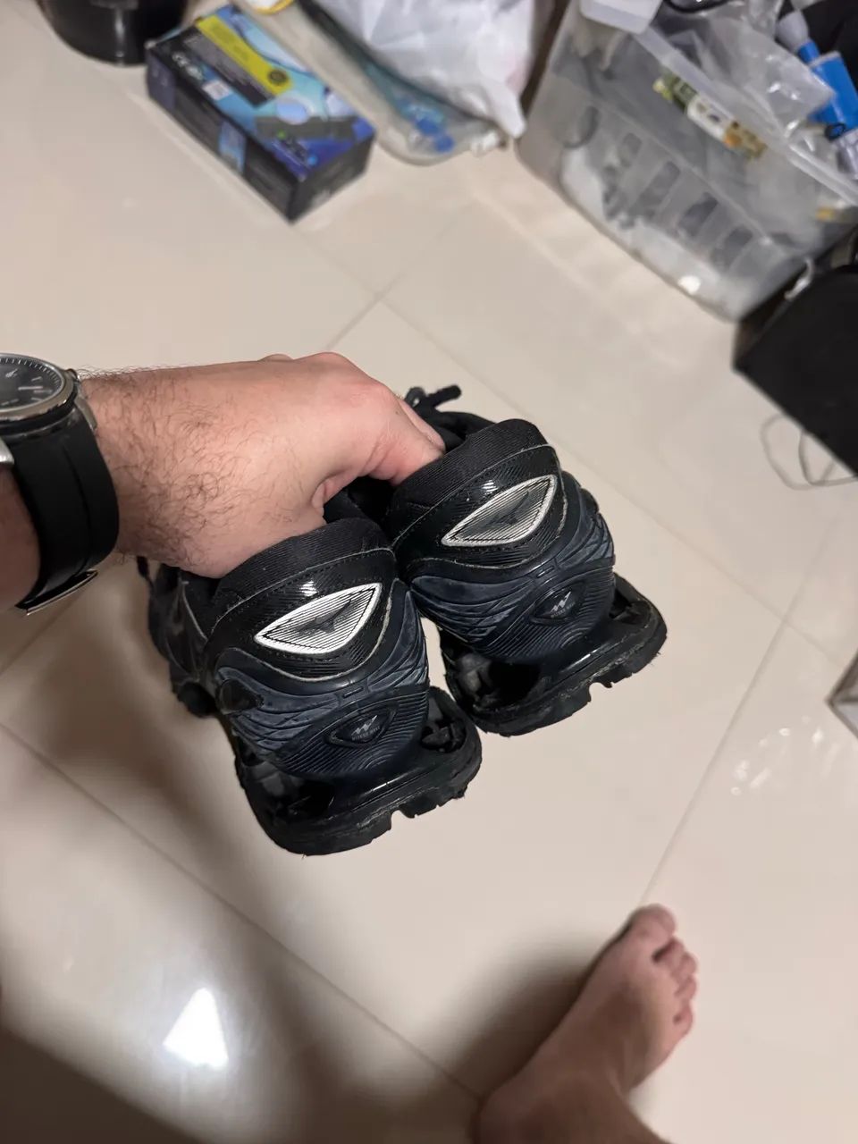 Tênis Mizuno Wave Prophecy preto usado - Foto 3