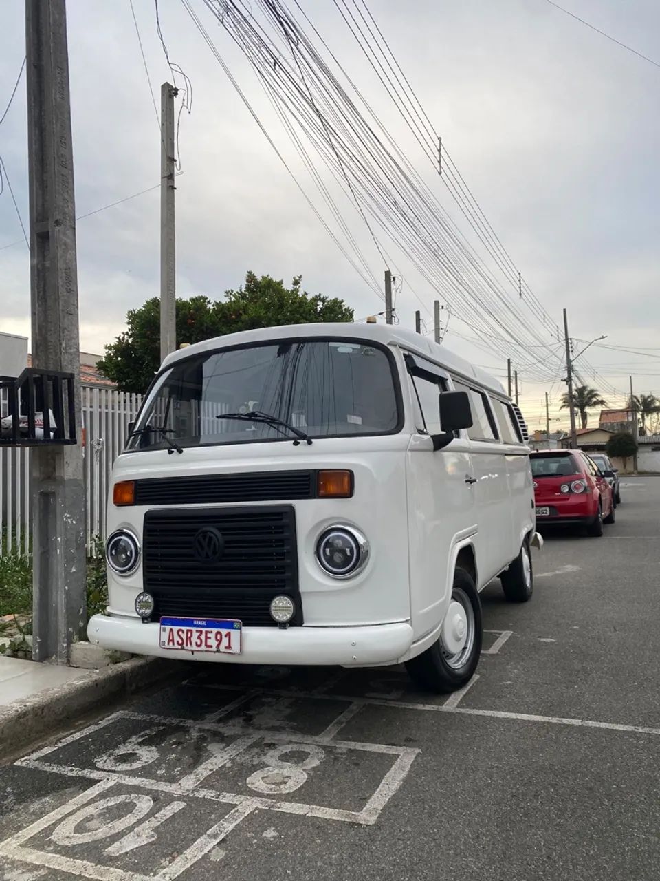 Volkswagen Kombi LOTAÇÃO 1.4 MI TOTAL FLEX 8V 2012