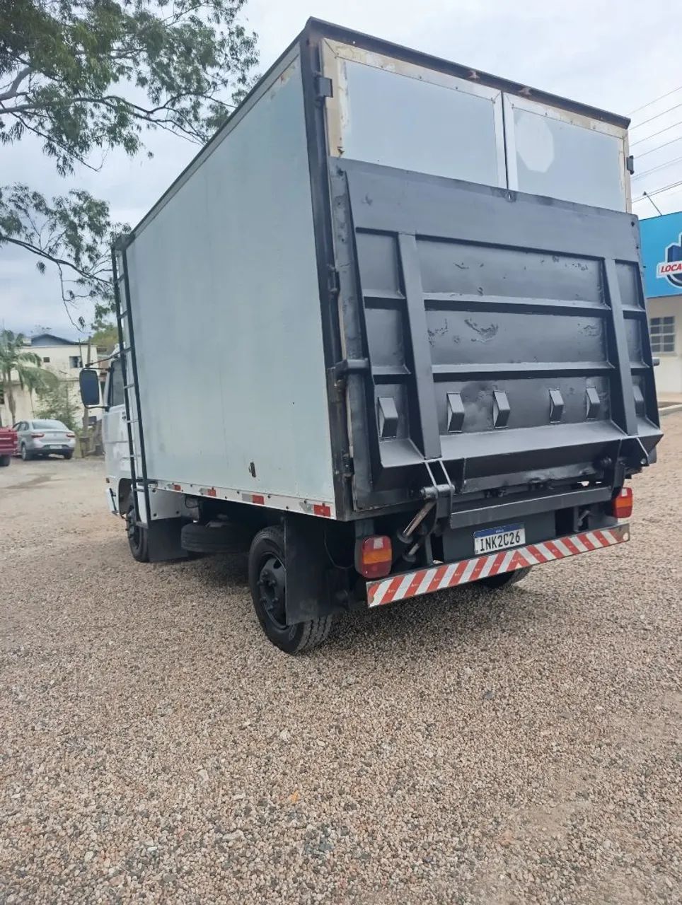 VW 5140 Baú com Plataforma  - Foto 4