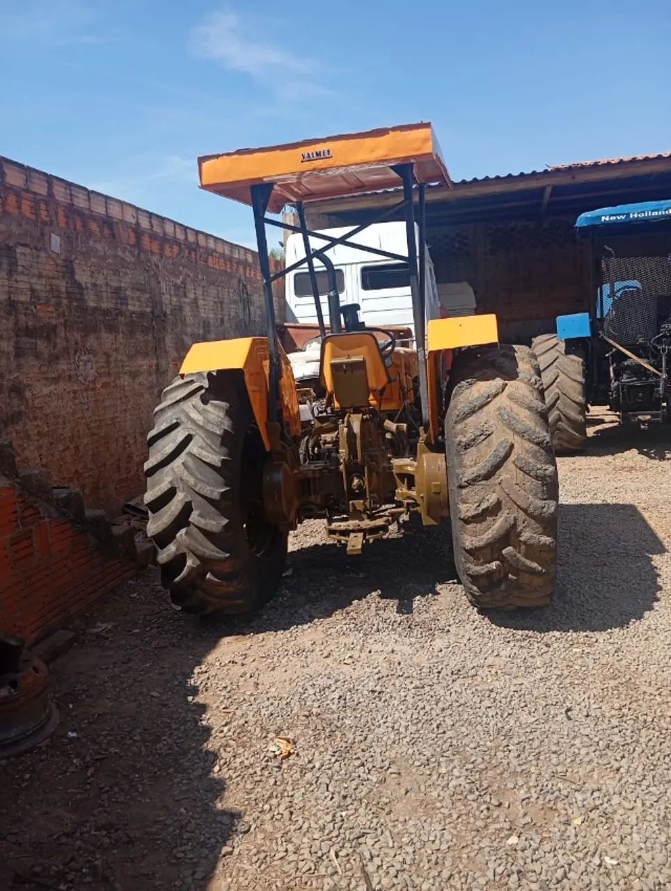 Trator - Foto 2