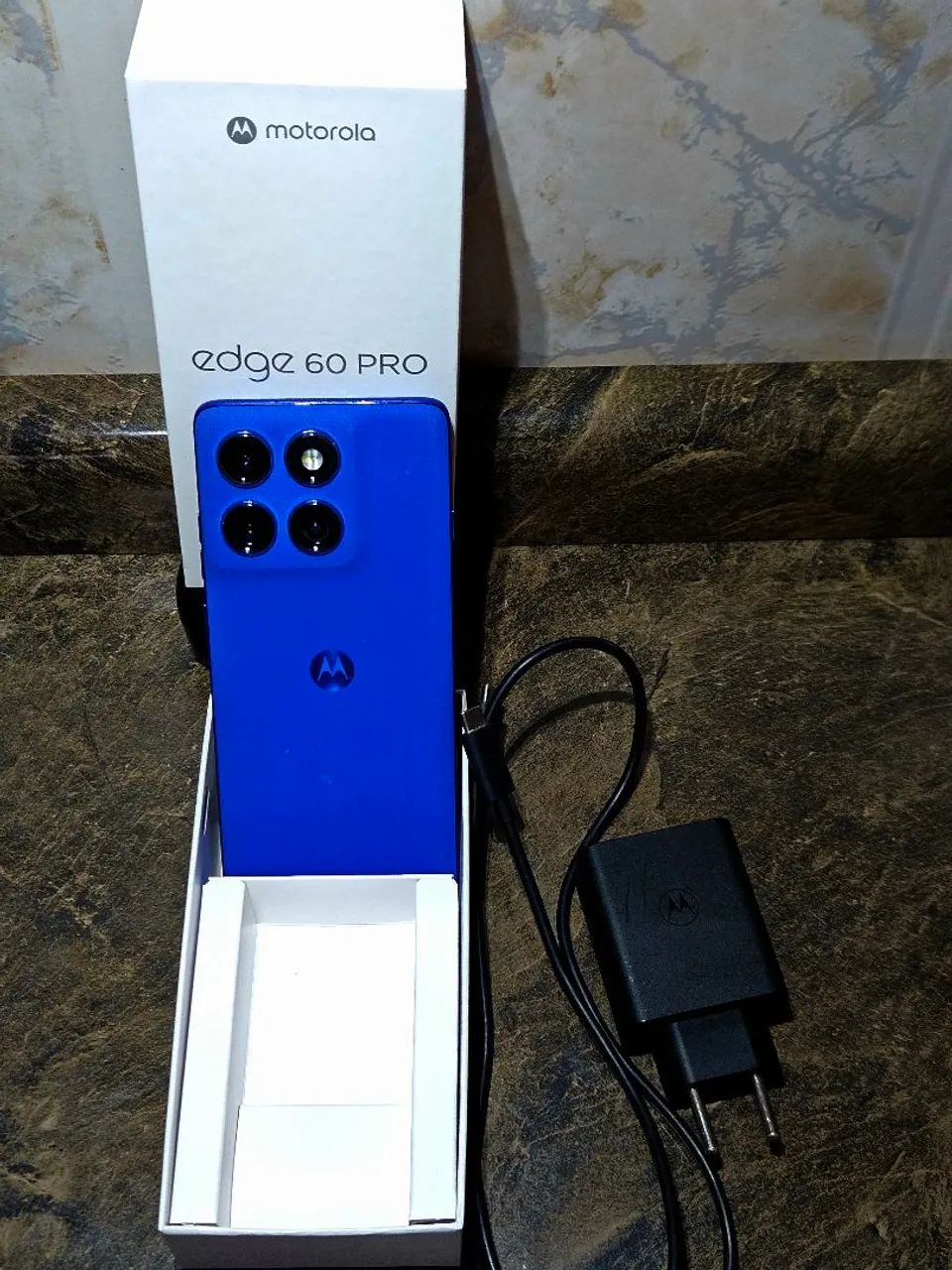 Edge 60 PRO com caixa e nota - Foto 5