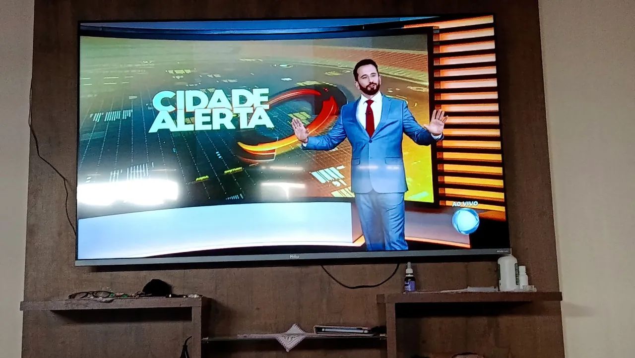 Vendo TV 58 polegadas semi nova tem nota fiscal 9 meses de uso 2000 mil mais informaçõe pv - Foto 4