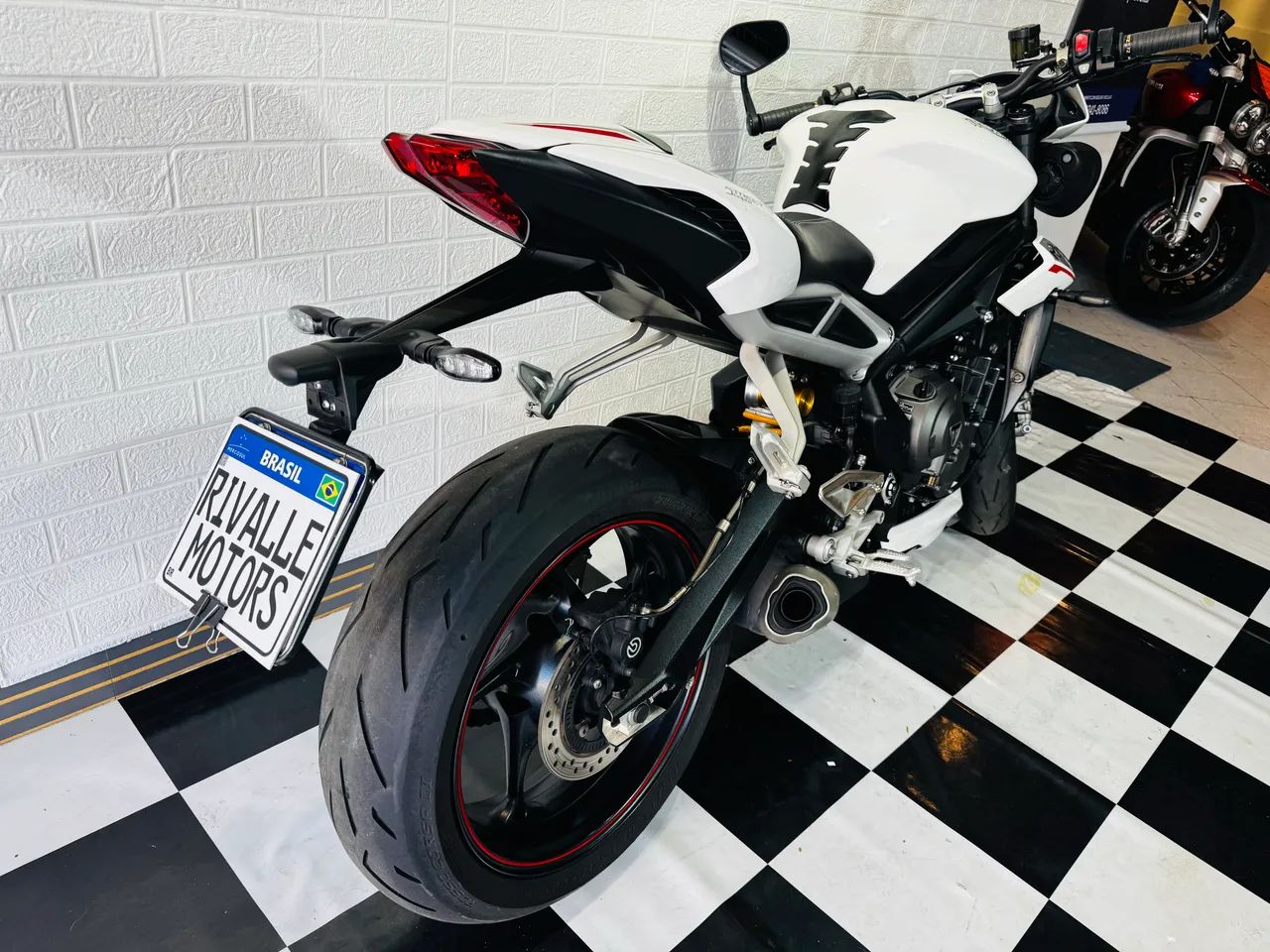 TRIUMPH STREET TRIPLE 765RS  - Foto 3