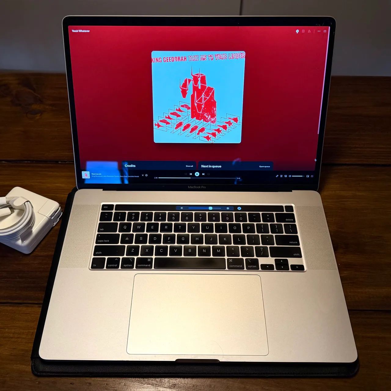 MacBook Pro 16 inch 2019 i7 16GB RAM revisado - Notebooks
