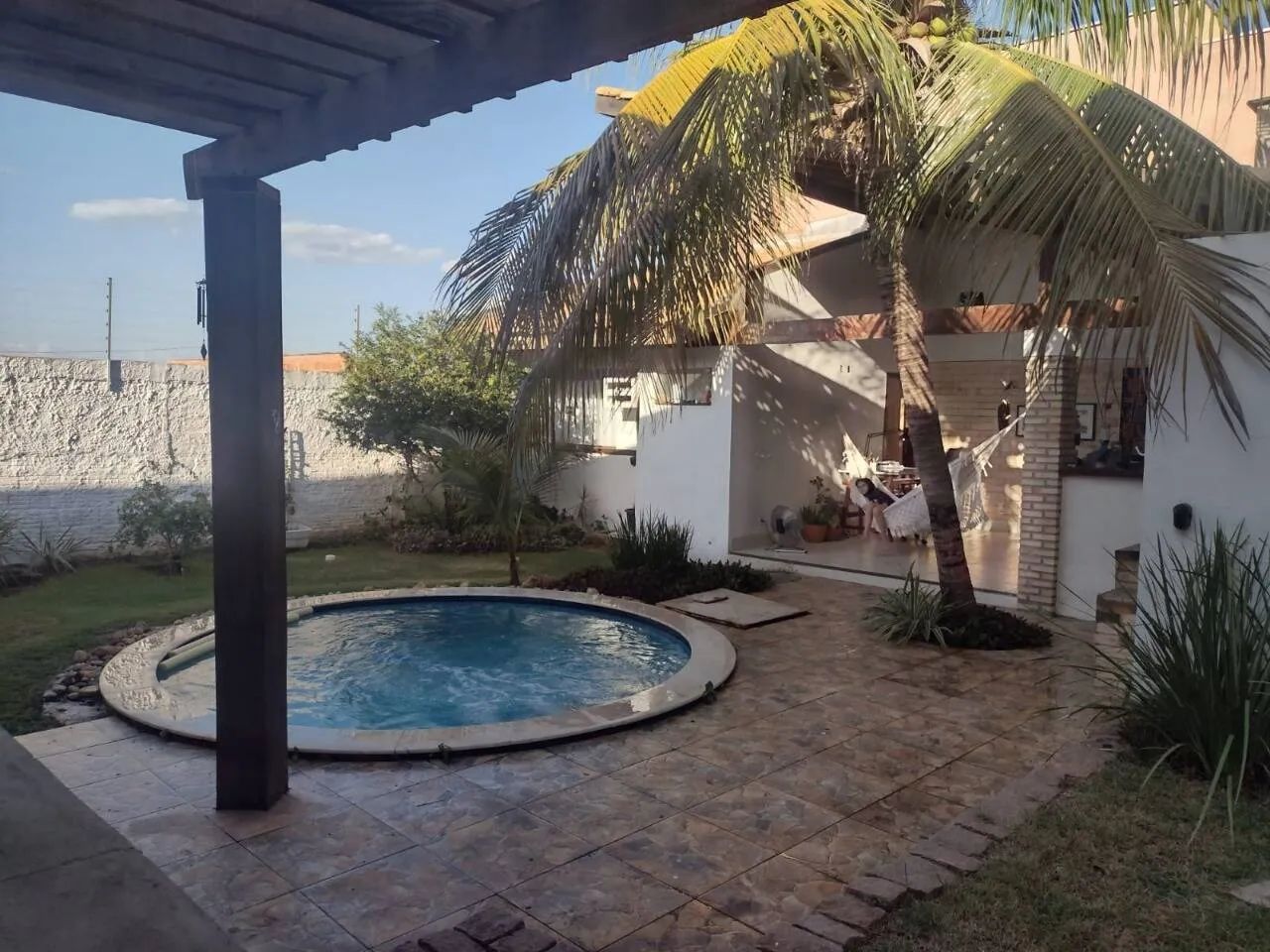 Vende casa no bairro Real Parque Cuiabá