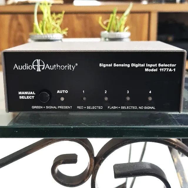 (High-End) Switch / Seletor Automático c/ Conversor (Toslink/Óptico - RCA/Coaxial) - 1177A - Foto 2