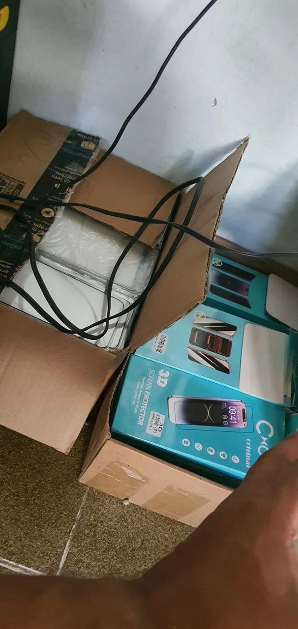 Computador e itens de trabalho  - Foto 3