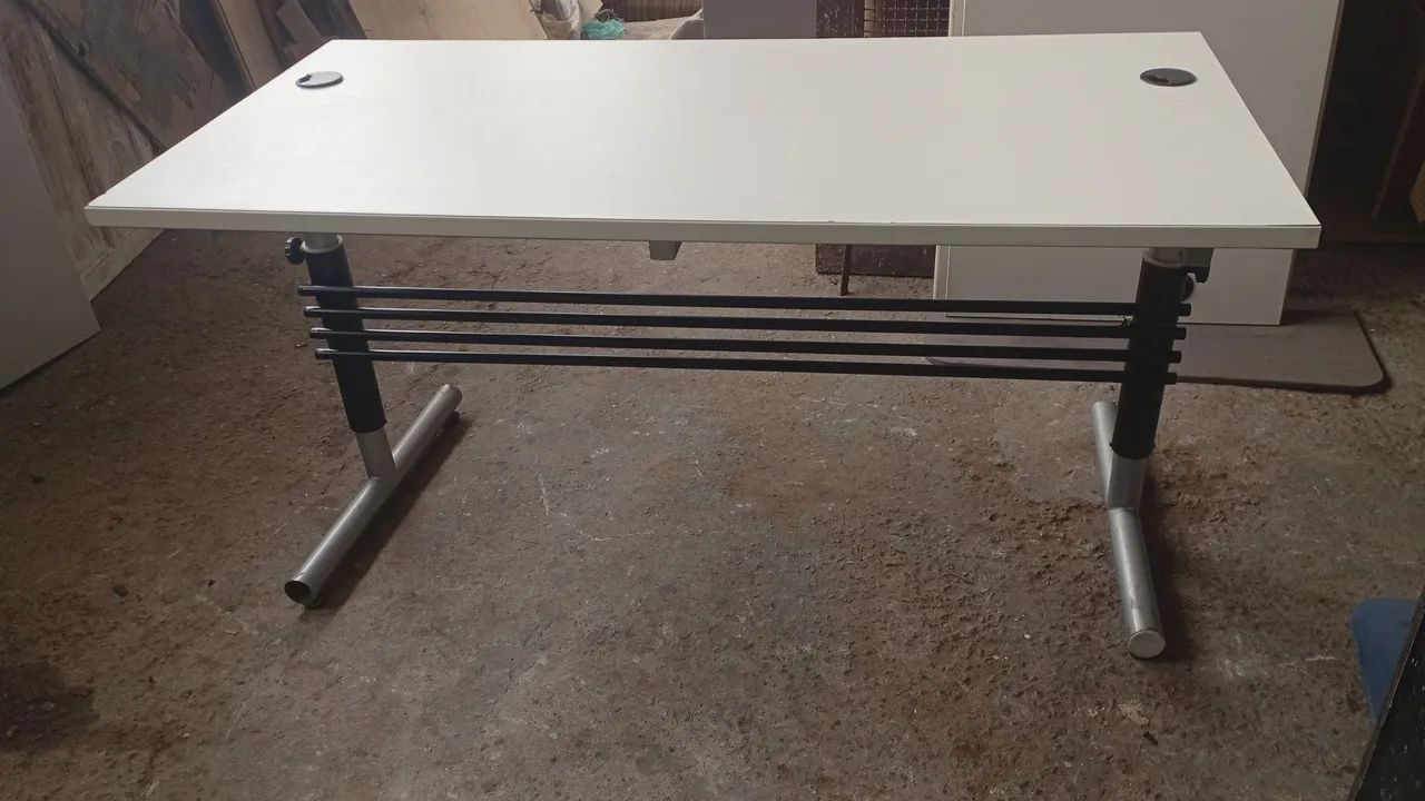 Mesa retangular branca designer 