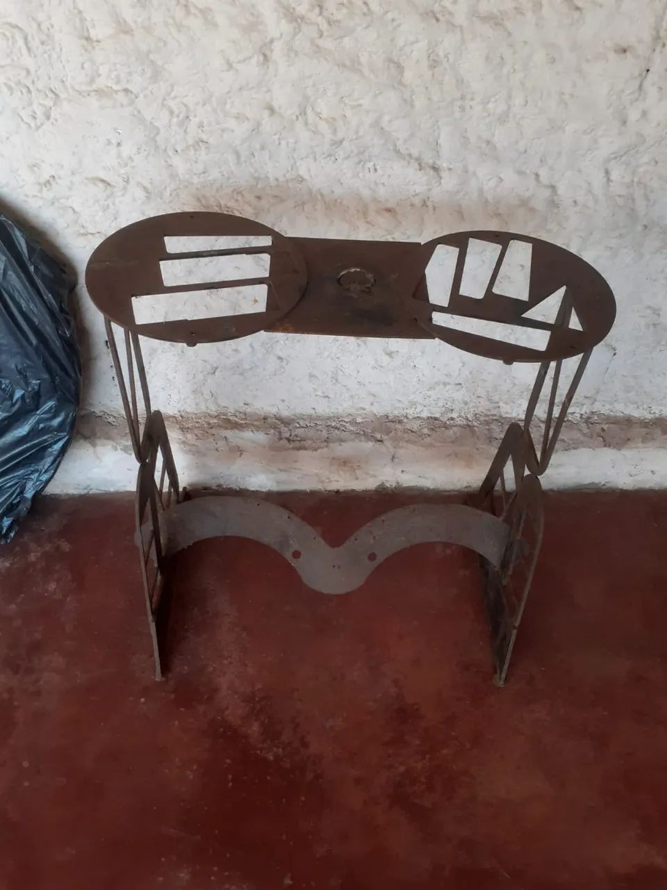 Mesa com roda de madeira! - Foto 2