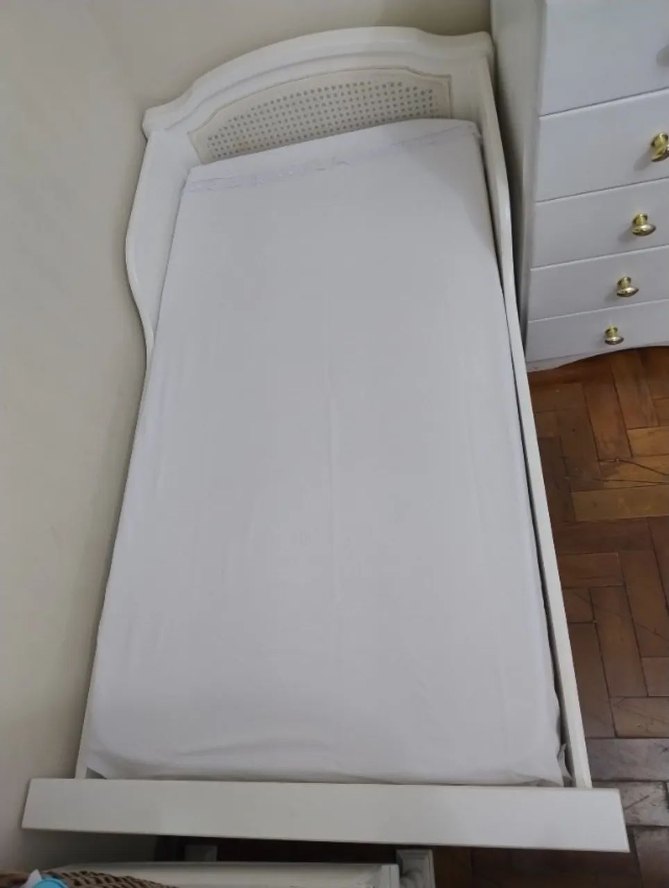 Vende-se Berço com colchão em estado de novo - Foto 5