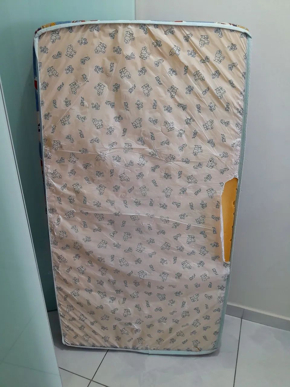 Vendo colchão de bebê/ criança  - Foto 4