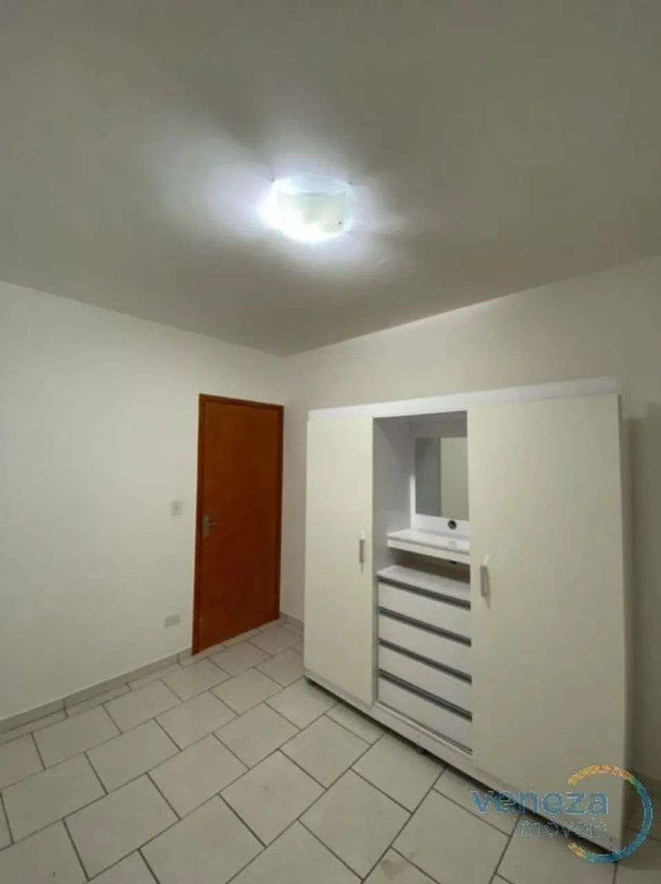 Apartamento à venda no Edifício Vania, Centro de Londrina - Foto 4