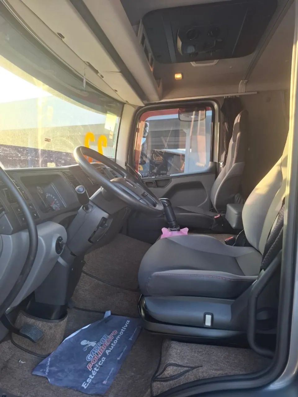 VW/24.280 CRM 8X2 - Foto 4