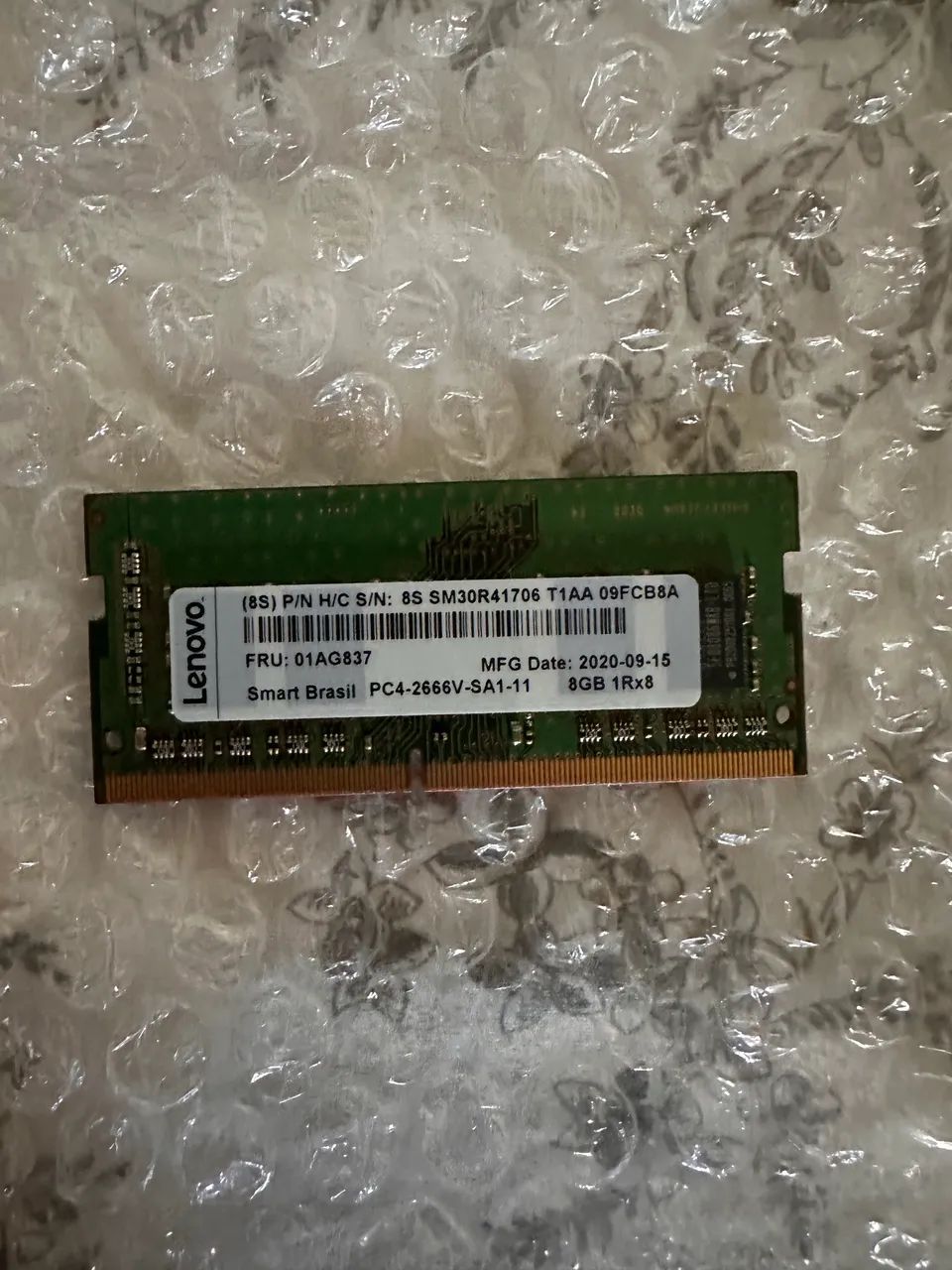 Memória RAM 8GB DDR4 2666MHz para Notebook - Original Lenovo
