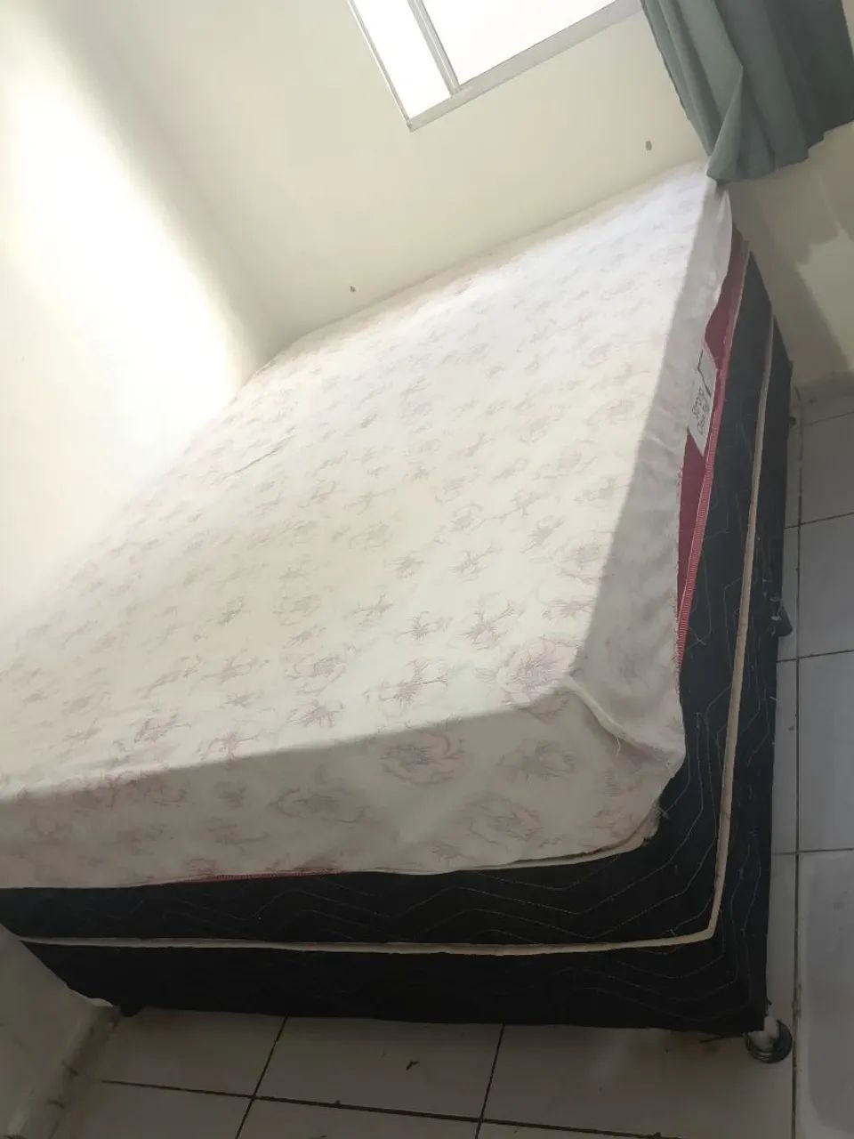 Vendo cama casal top entrego  - Foto 2