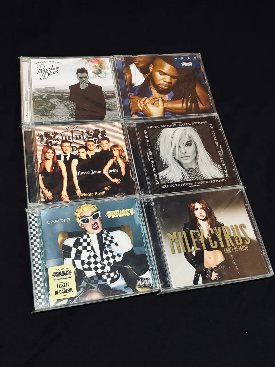 lote cd pop internacional miley cyrus bebe rexha cardi b