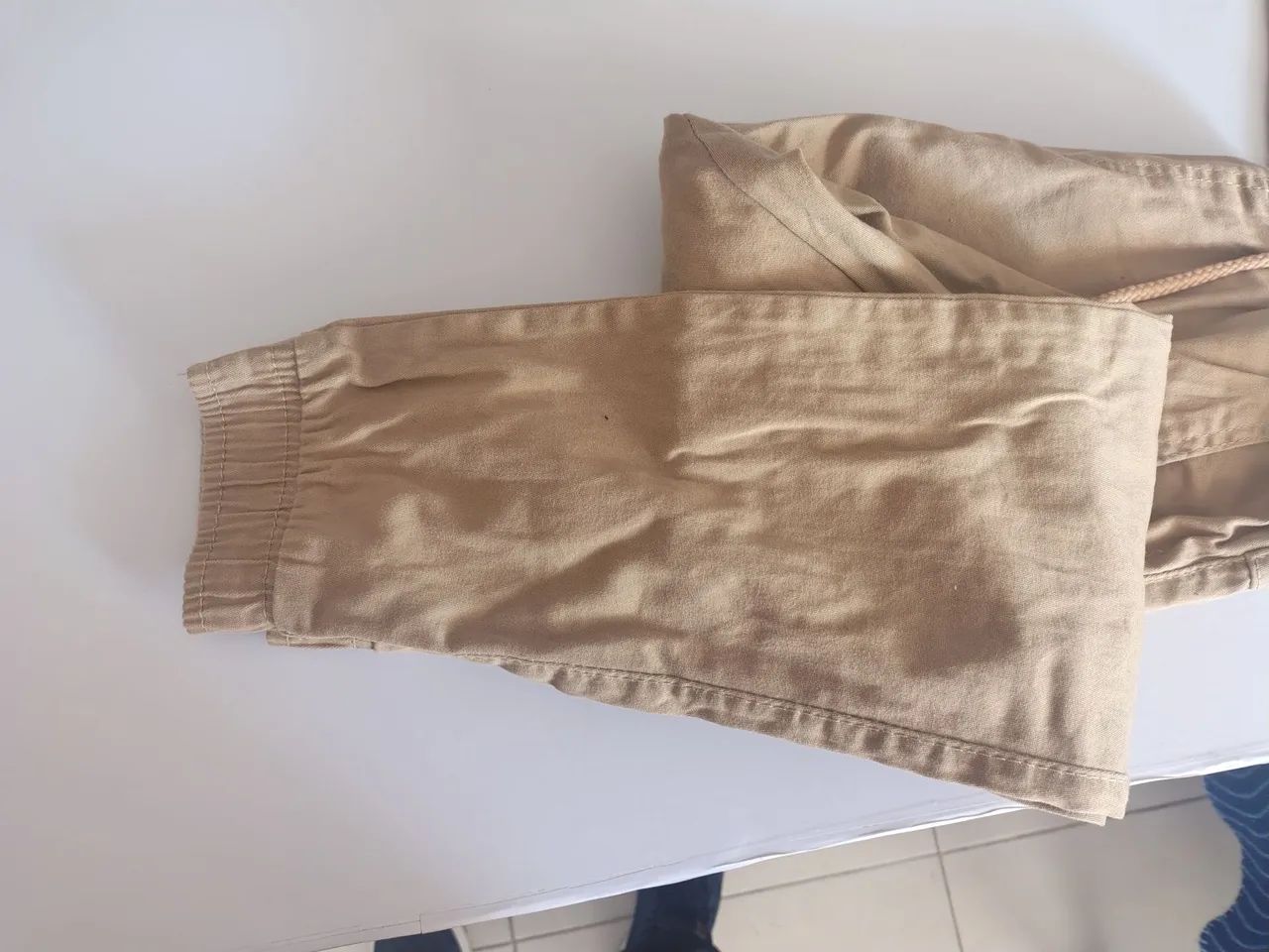 Calca sarja bege reforçada.  - Foto 3