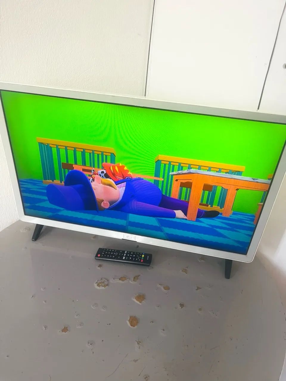 TV LG SMART 32  - Foto 3