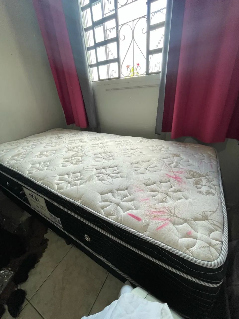 Cama box solteiro + colchão 