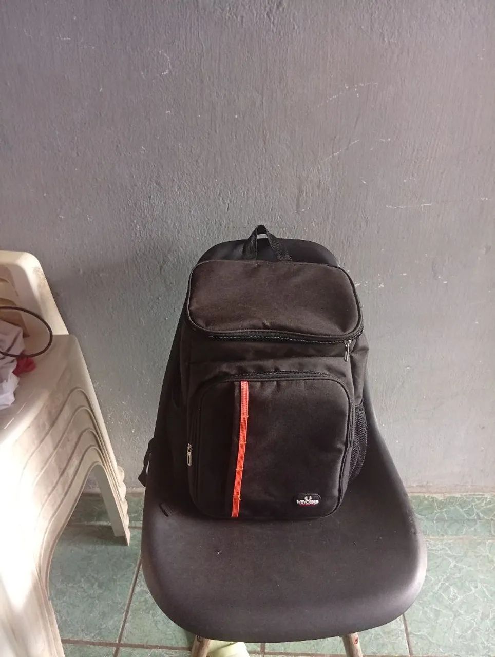 Vendo mochila 23L