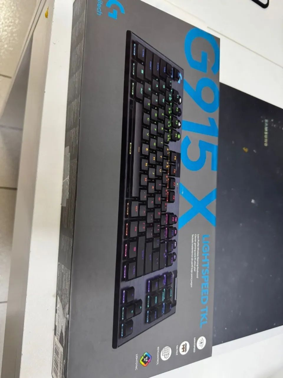 Teclado Logitech G915X TKL - Foto 2