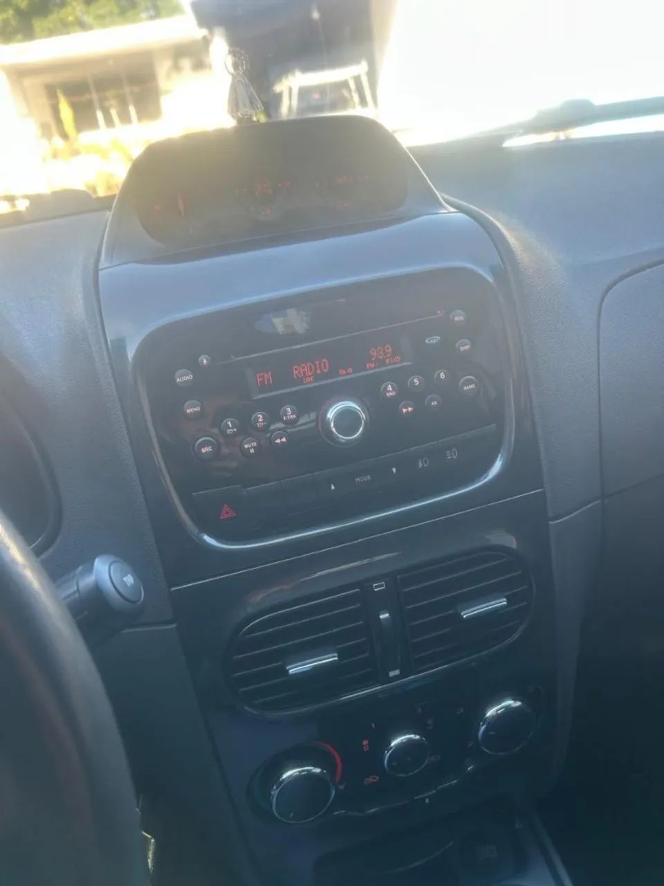 Fiat Strada Adventure 1.8/ 1.8 Locker Flex CE 2013 - Foto 4