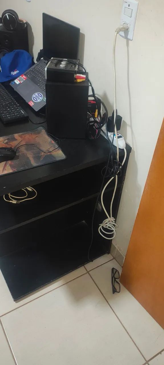 Mesa de Computador - Madeira  - Foto 4