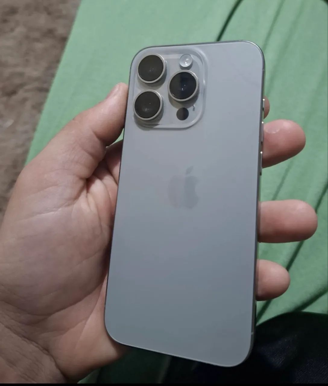 iPhone 15 pro - Foto 4