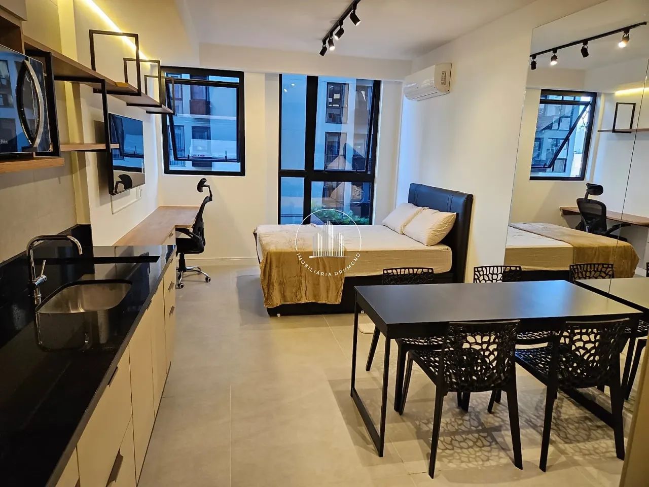 Studio - 31m², à venda no bairro Trindade - EST