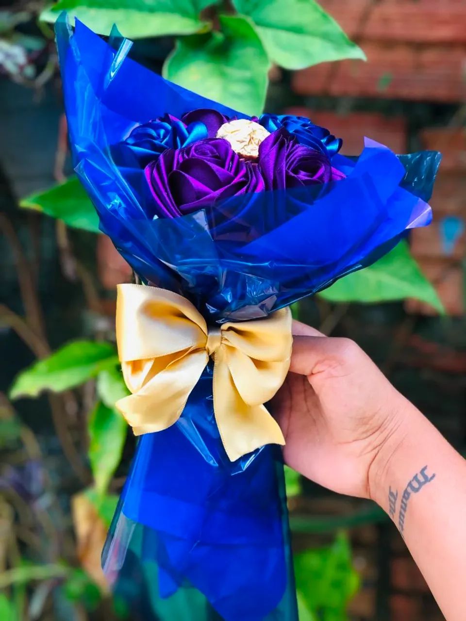 Buquê de Cetim - Rosas Eternas - Foto 4